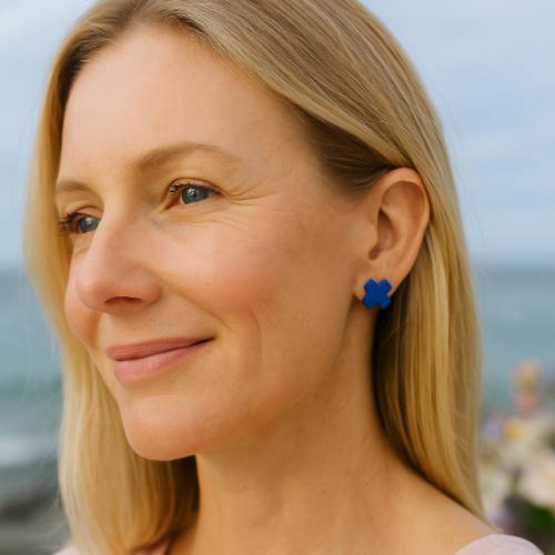 blue porcelain stud earrings, studs, ceramic jewellery.