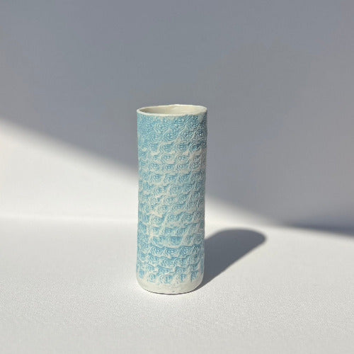 porcelain vase, coral vase, ceramic vase.